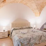 Convivo Palazzo Galateo Διαμέρισμα *