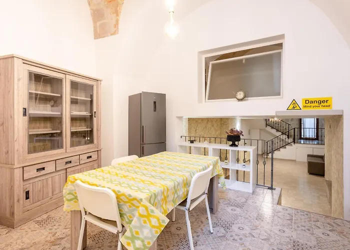 Convivo Palazzo Galateo * Lecce